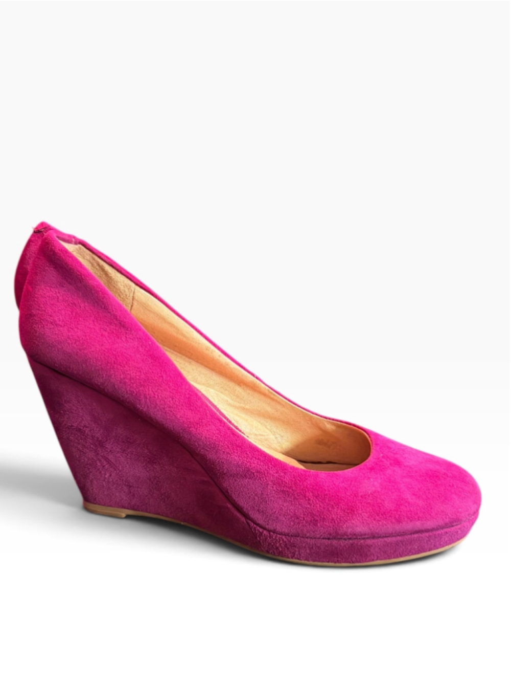 Aldo Fuchsia Suede Wedge Pumps 6.5 / 37 Barbiecore Statement Heels